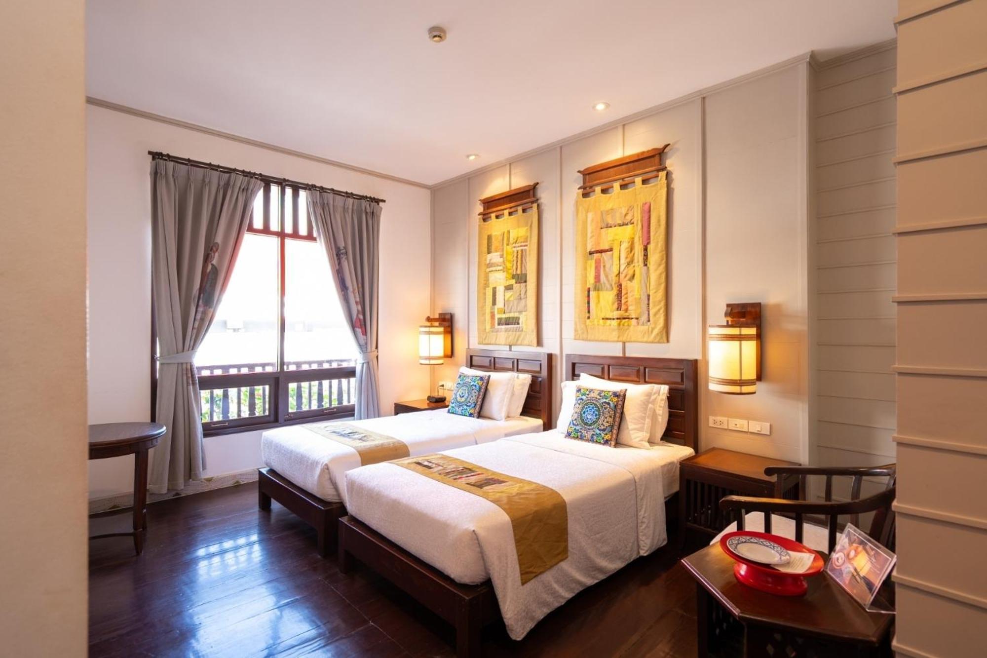 Pukha Nanfa Hotel Buitenkant foto