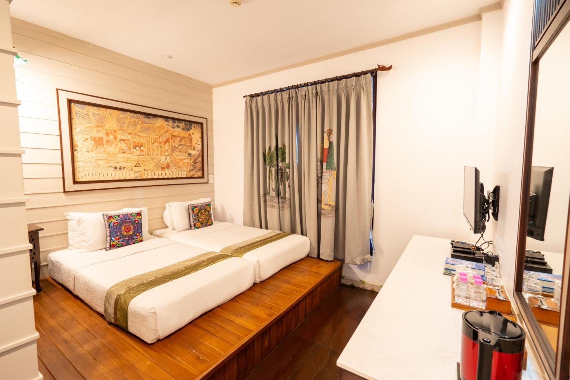 Pukha Nanfa Hotel Buitenkant foto